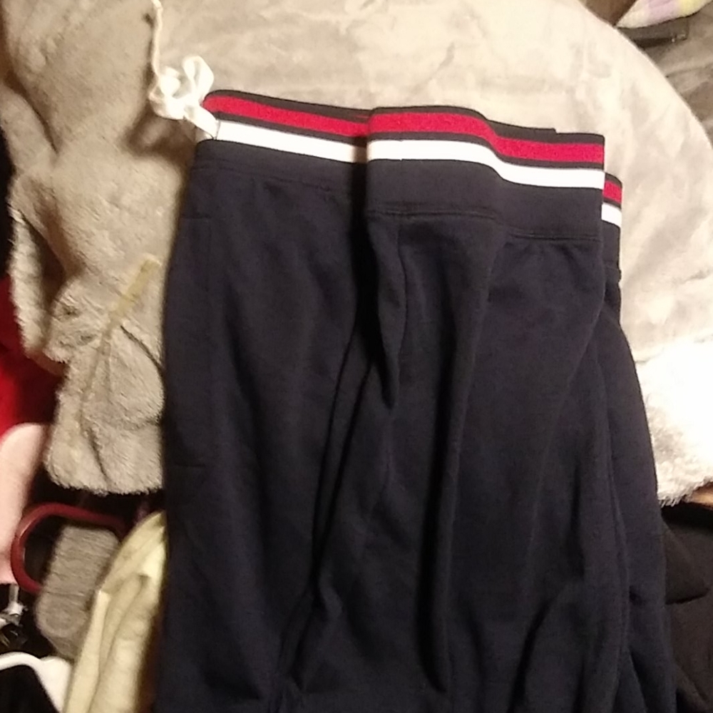 Joggers - Picture 3 of 4